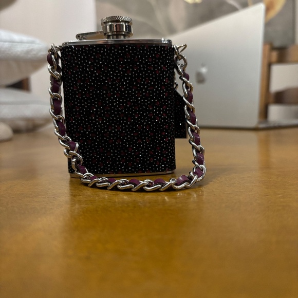 Women's "Drink Me" Flask - 3 oz. - Picture 4 of 6
